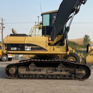 CAT 325D Log Loader