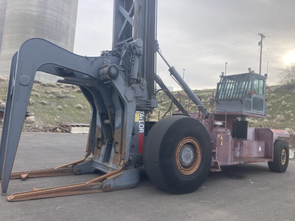 Taylor wheel loader