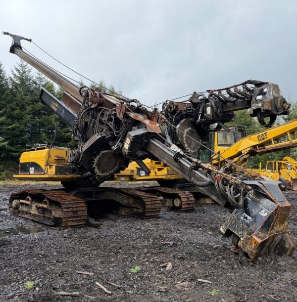 2005 CAT 322C Delimber