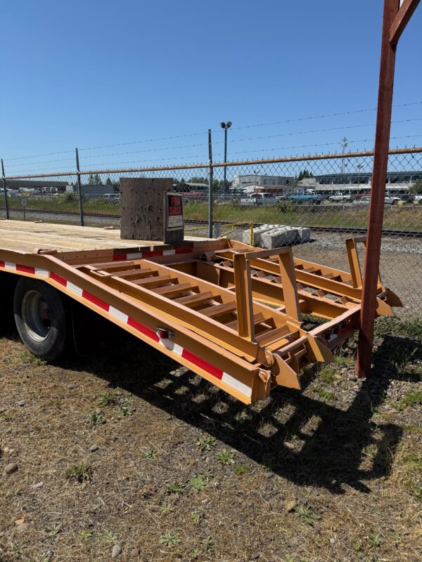 Zieman used 30 ft. flatbed trailer