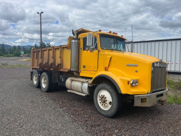 1988 Kenworth dump truck