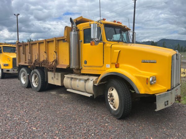 1988 Kenworth dump truck