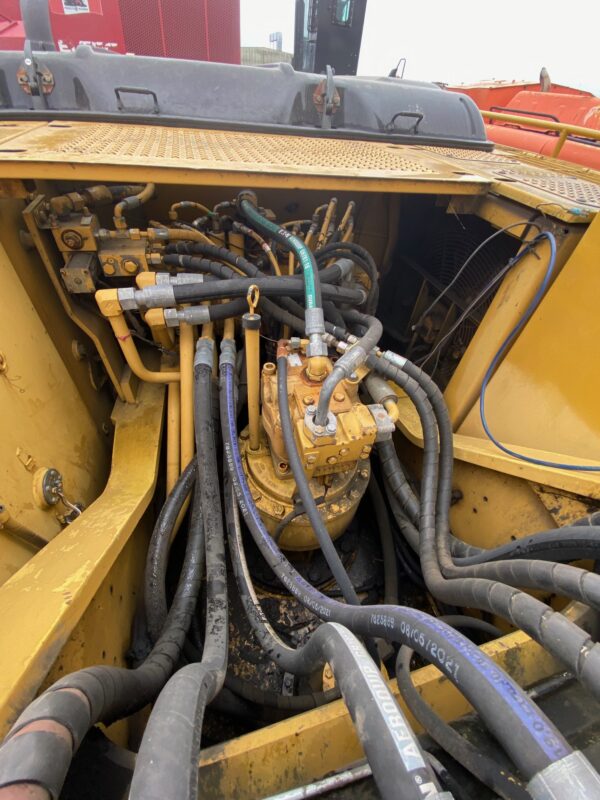 CAT 325C For Sale In Eugene, OR