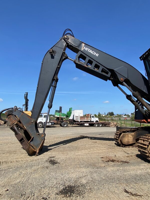 Used Hitachi Zaxis 350LL log loader for sale in Eugene, OR