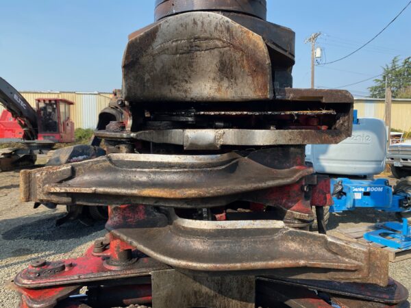 Waratah 622 processing head for sale in Eugene, OR