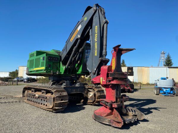 JD 959M feller buncher for sale in Eugene, OR