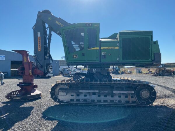 JD 959M feller buncher for sale in Eugene, OR